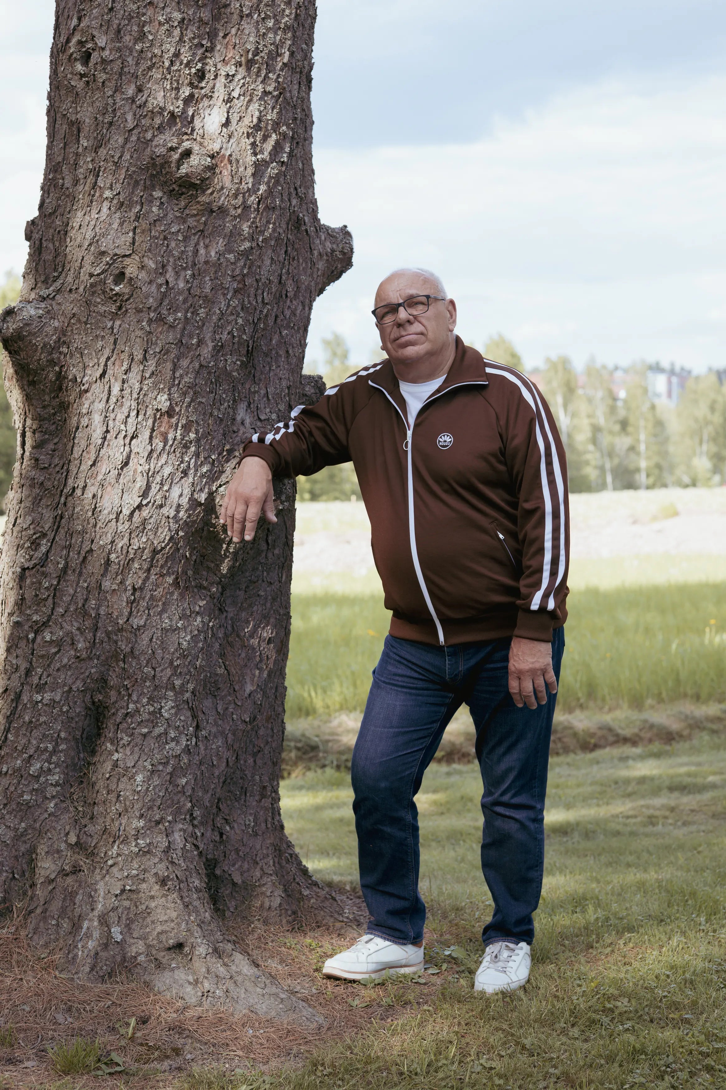 Suuri Kilpailu verkkatakki ruskea