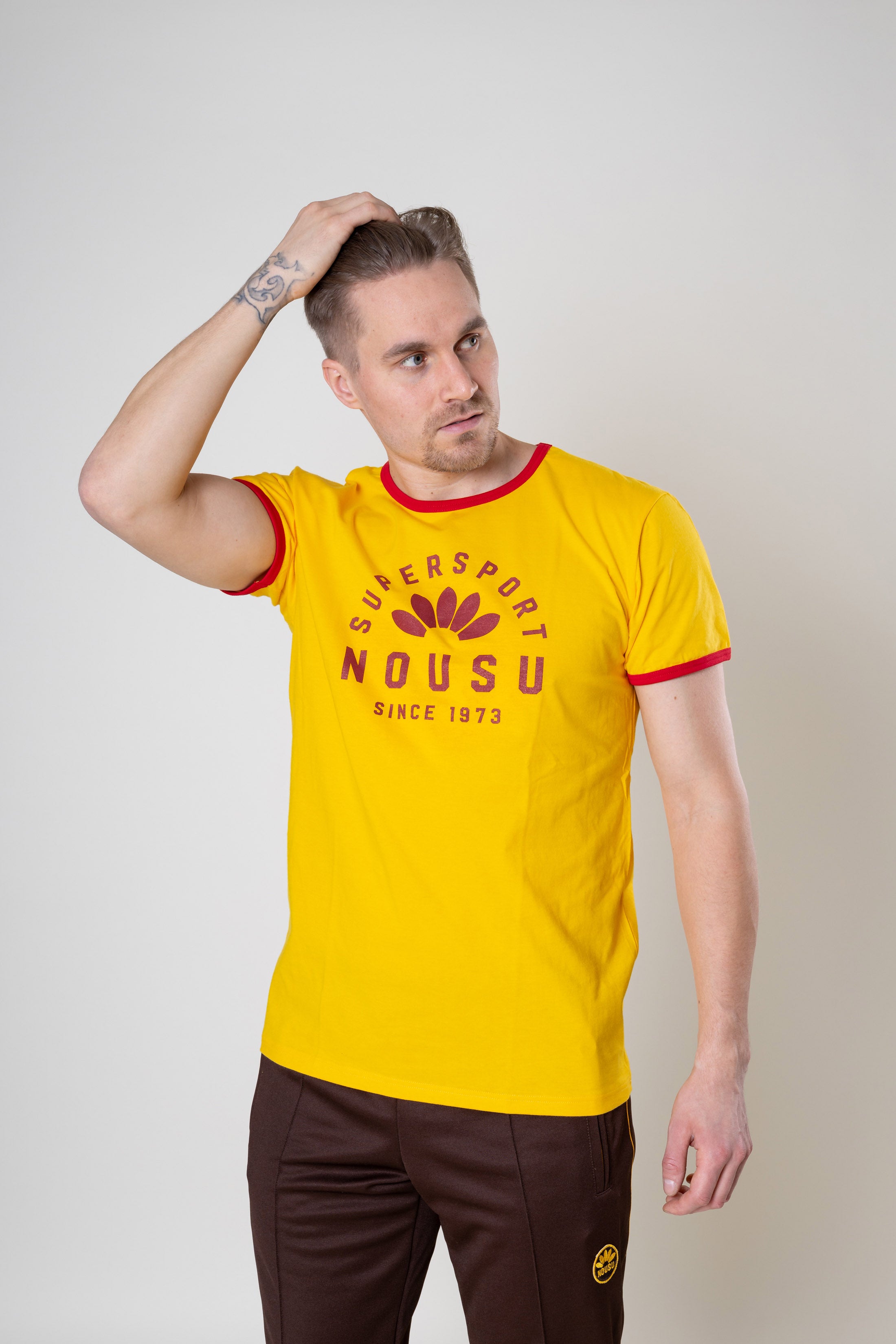 Nousu Supersport keltainen miesten t-paita