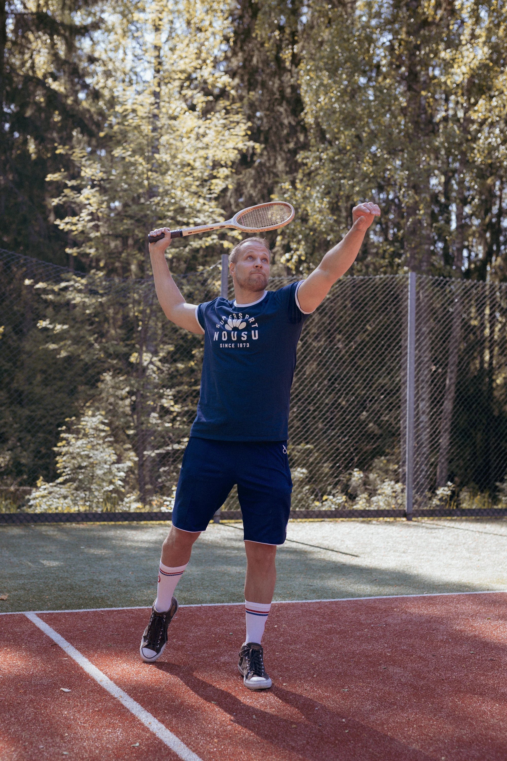 Nousu Supersport sininen miesten t-paita