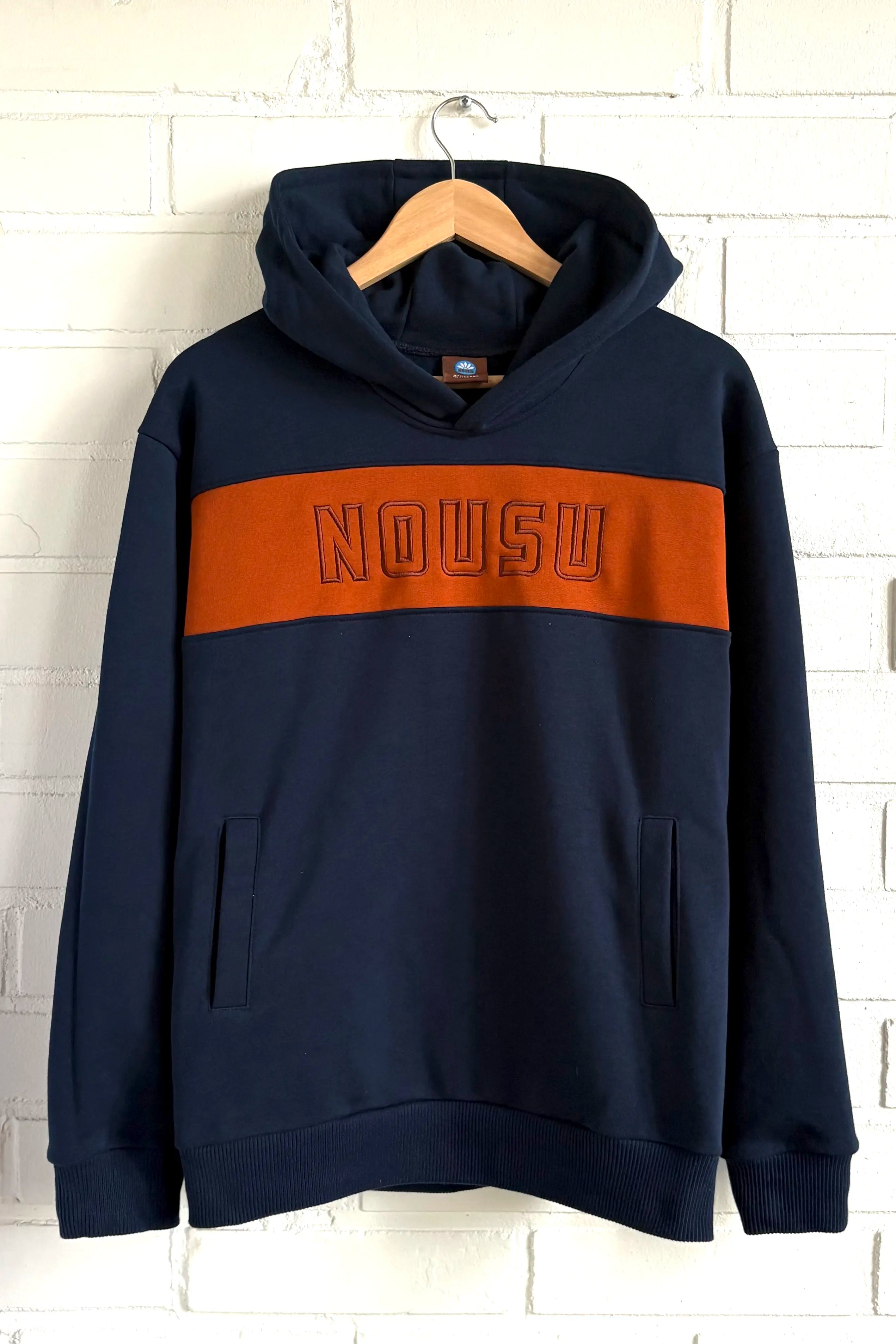 Nousu KIRJAIMET sininen collegehuppari