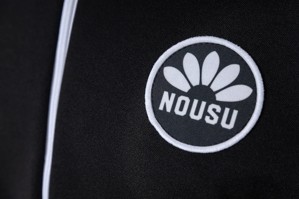 Nousu Musta miesten verkkatakki