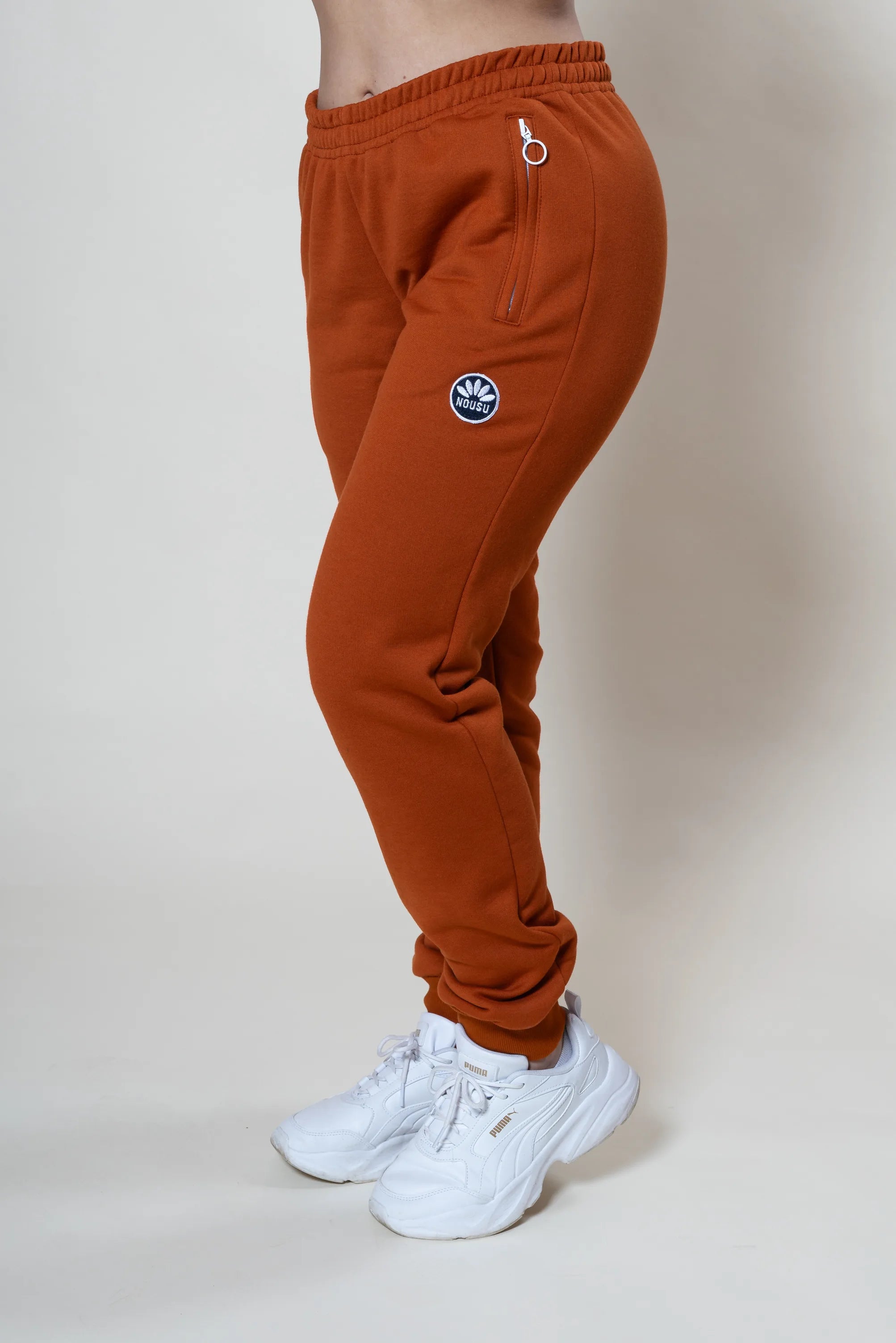 Nousu Ruoste naisten collegehousut