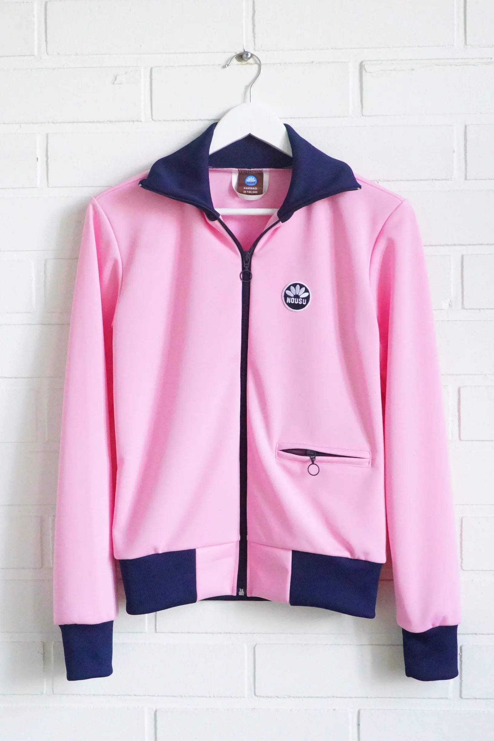 Nousu Ihana verryttelytakki naiset