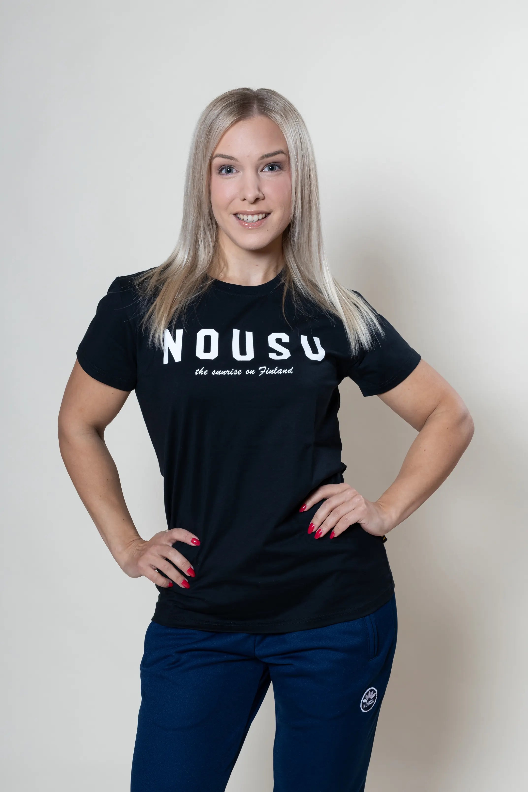 Nousu The Sunrise on Finland t-paita naiset, musta